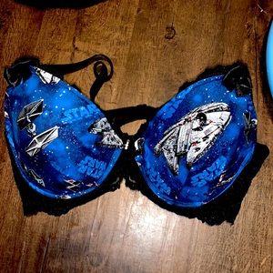 Star Wars size 40D bra from Smart&Sexy